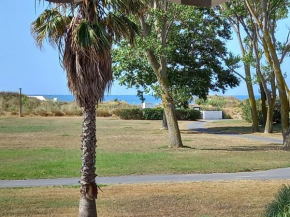 Amouvera C14, T2 vue mer, piscine, clim, parking